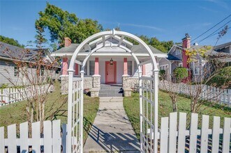 427 E Washington Ave in Eustis, FL - Building Photo - Building Photo