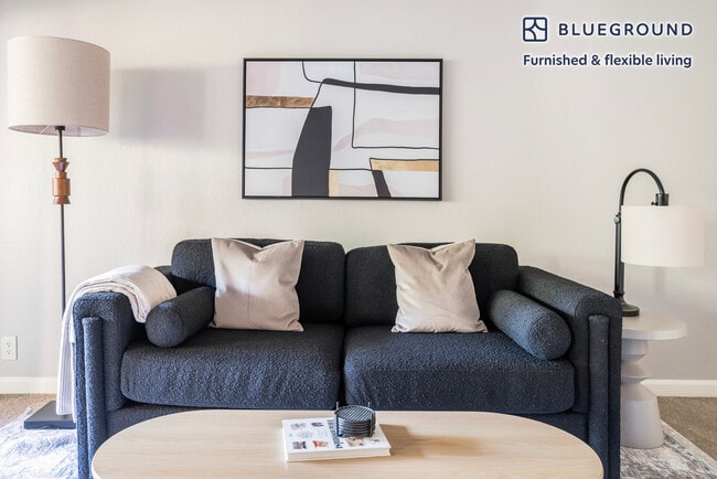 202 Calvert Dr in San Jose, CA - Foto de edificio - Building Photo