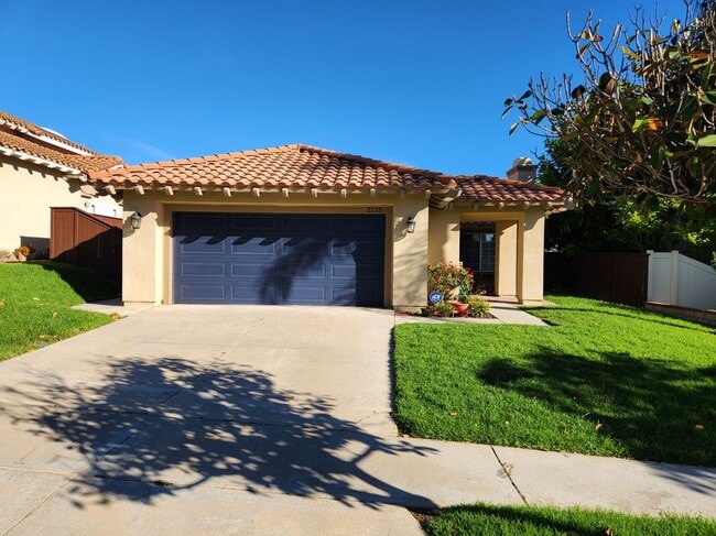 property at 2125 Tehachapi Dr