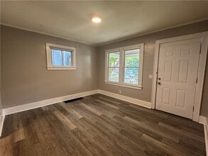 340 Champlain St in Rochester, NY - Building Photo - Building Photo