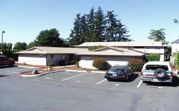 Evergreen Gardens in Portland, OR - Building Photo - Building Photo