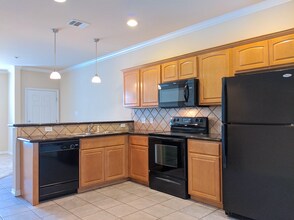 305 Holleman Dr E in College Station, TX - Building Photo - Building Photo