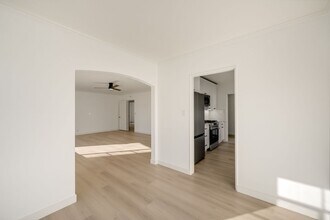 35-35 Kennebec Ave in Long Beach, CA - Building Photo - Building Photo