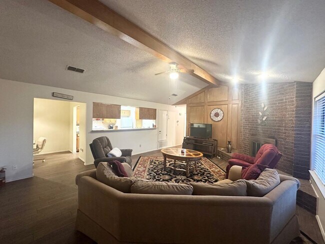 4023 Livingston St in Midland, TX - Building Photo - Building Photo