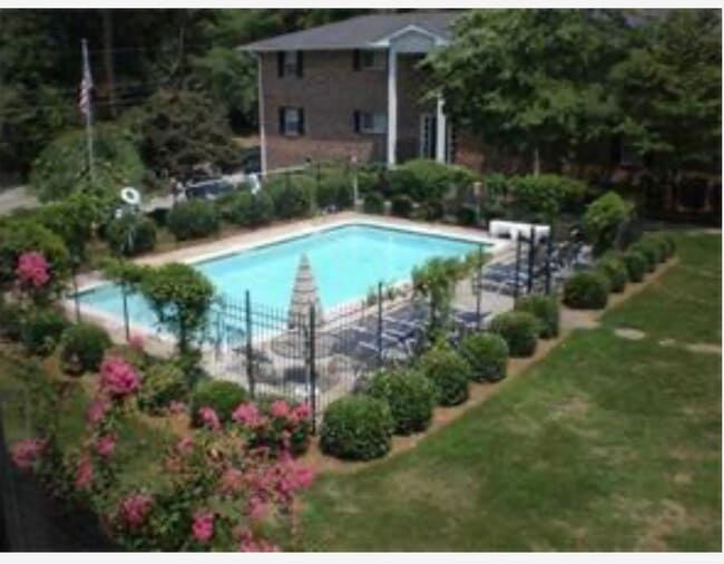 property at 315 Hilderbrand Dr