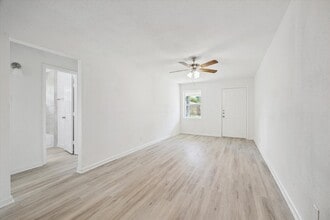 5111 Clover St in Houston, TX - Building Photo - Building Photo