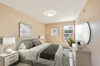 Shamrock Court Apartments in St. Paul, MN - Foto de edificio - Building Photo