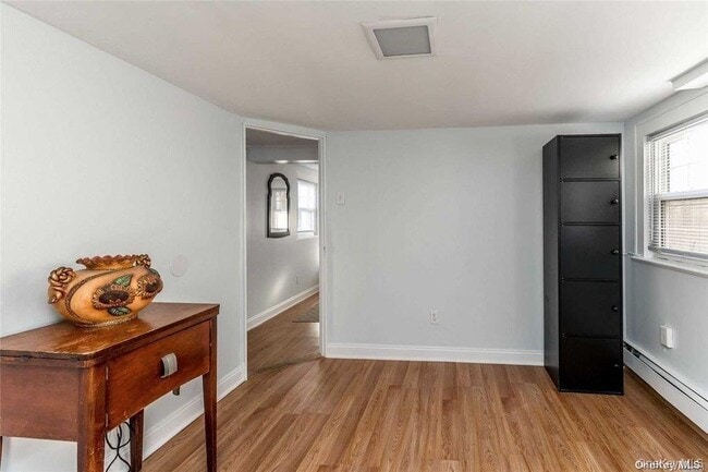 property at 28 E Walnut St