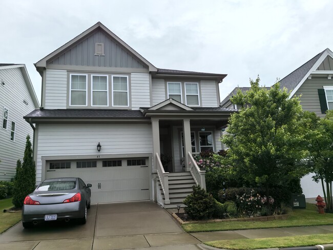 property at 43 Crowfoot Ct