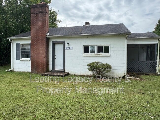 4220 Glenn Hi Rd in Winston-Salem, NC - Building Photo - Building Photo