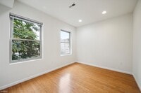 1741 N Gratz St photo'