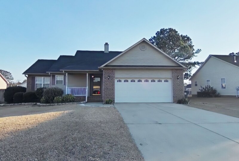 7245 Beaver Run Dr in Fayetteville, NC - Building Photo