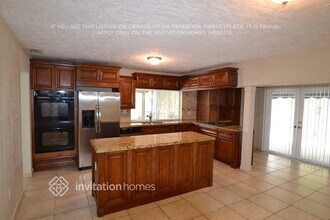 8424 SW 102nd Pl in Miami, FL - Building Photo - Building Photo