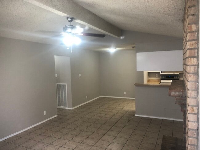 7257 Lansbury Dr in San Antonio, TX - Building Photo - Building Photo