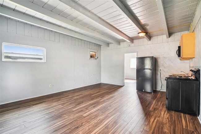 915 E 122nd Ave in Tampa, FL - Building Photo - Building Photo