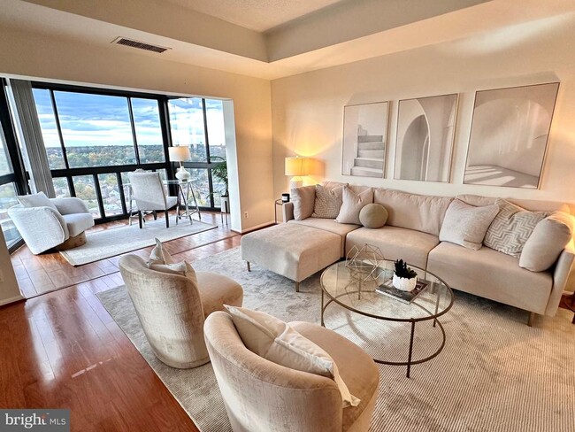 property at 900 N Stafford St
