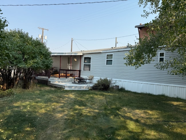 property at 13 1/2 S Davidson Ave