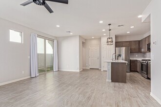 43270 N Plum St in Queen Creek, AZ - Building Photo - Building Photo