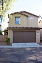 2775 N Saramano Ln in Tucson, AZ - Foto de edificio - Building Photo
