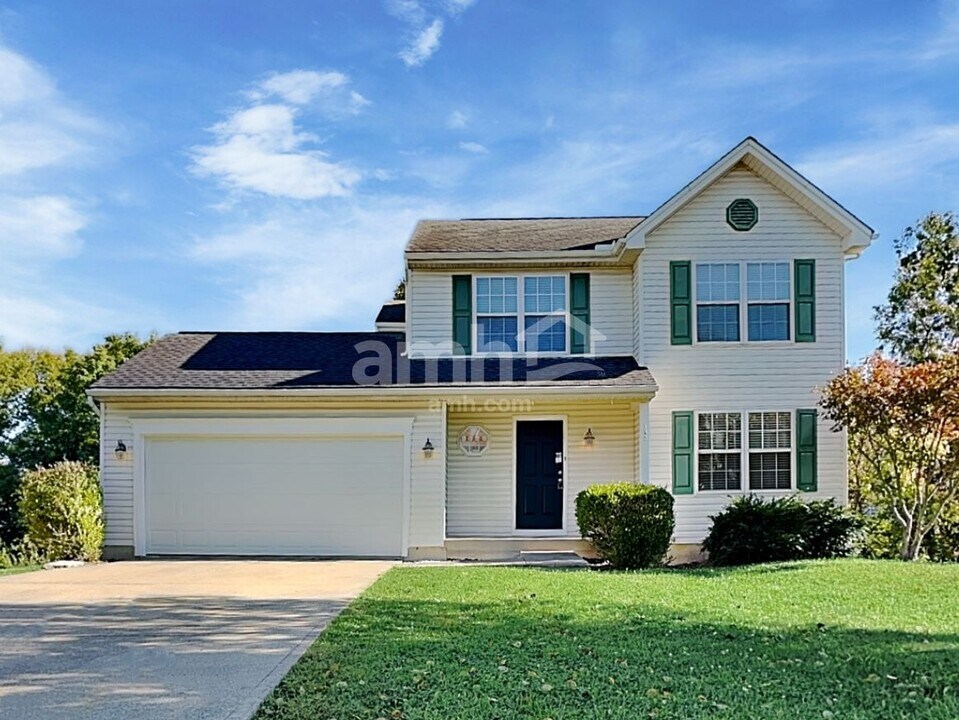 132 Hitching Post Pl in Florence, KY - Building Photo