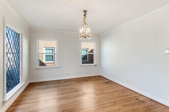 4521 Mockingbird Ln in Dallas, TX - Building Photo - Building Photo