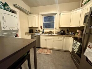 614 Columbus Ave, Unit 5 in Boston, MA - Foto de edificio - Building Photo