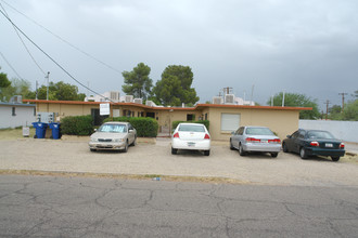 Willard Apartments in Tucson, AZ - Building Photo - Building Photo