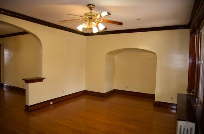 4200 Lawn Ave, Unit 1