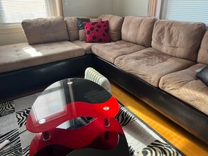 2018 Jones Rd, Unit 2 in Fort Lee, NJ - Foto de edificio - Building Photo