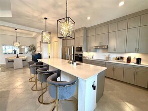 17510 Jadestone Ct in Venice, FL - Building Photo - Building Photo