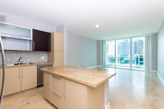 500 NE 29th St in Miami, FL - Building Photo - Building Photo