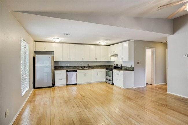 property at 2308 La Casa Dr