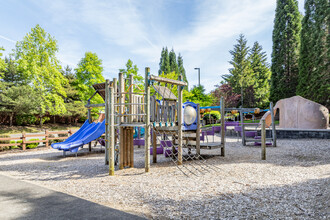 The Ridge at Riverview in Kent, WA - Building Photo - Building Photo