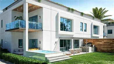 221 Shore Ct in Lauderdale-by-the-Sea, FL - Building Photo - Building Photo