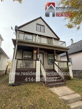 3337 N Palmer St in Milwaukee, WI - Building Photo - Building Photo