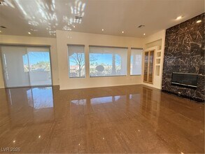 10284 Sofferto Ave in Las Vegas, NV - Building Photo - Building Photo