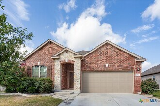 753 Gray Cloud Dr in New Braunfels, TX - Building Photo - Building Photo