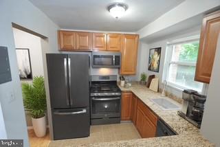 116 Lee Ave in Takoma Park, MD - Building Photo - Building Photo