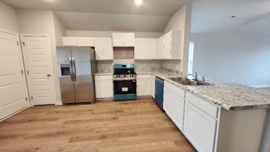 4011 McKenzie Dr SW in Decatur, AL - Building Photo - Building Photo