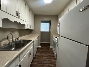 1430 Willow Bend Way in Tallahassee, FL - Building Photo - Building Photo