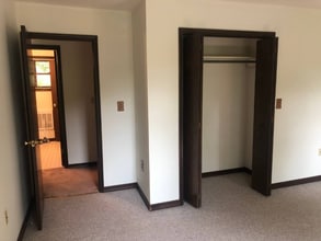 296-298 Upper Demunds Rd, Unit 298 Upper Demunds Road in Dallas, PA - Foto de edificio - Building Photo