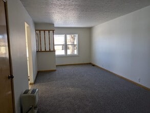 2611 27th St in Columbus, NE - Building Photo - Building Photo