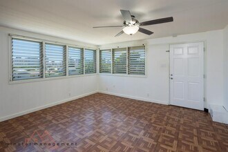 2133 Metcalf St in Honolulu, HI - Building Photo - Building Photo