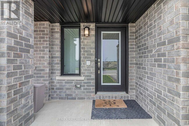 1792 Crux Rd in Ottawa, ON - Building Photo - Building Photo