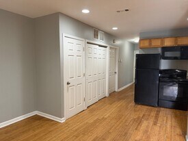 1928 W Diamond St in Philadelphia, PA - Building Photo