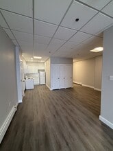 24 Dundas St in Dartmouth, NS - Building Photo - Building Photo