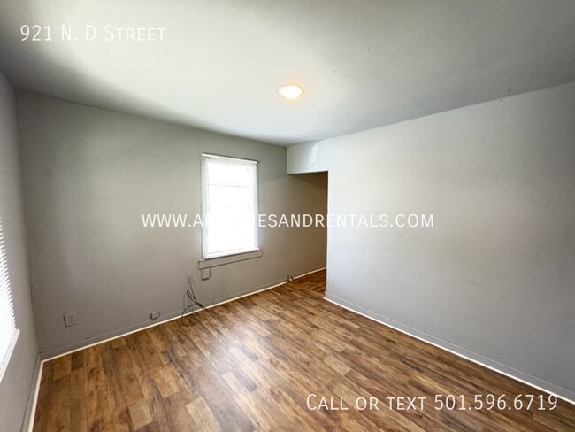 921 N Dakota Ave in North Little Rock, AR - Building Photo - Building Photo