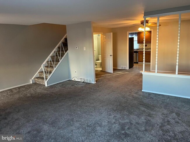 4417 Crossland Rd in Philadelphia, PA - Building Photo - Building Photo