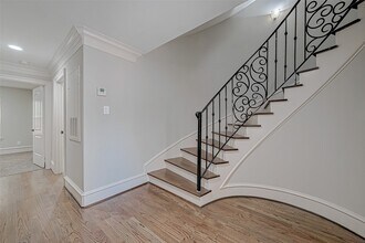 5226 Kiam St in Houston, TX - Building Photo - Building Photo