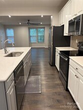 1708 Town Oak Ln in Charlotte, NC - Building Photo - Building Photo